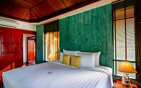 Saii Phi Phi Island Village - Complimentary Shared Speedboat Transfer For 5 Nights And Longer